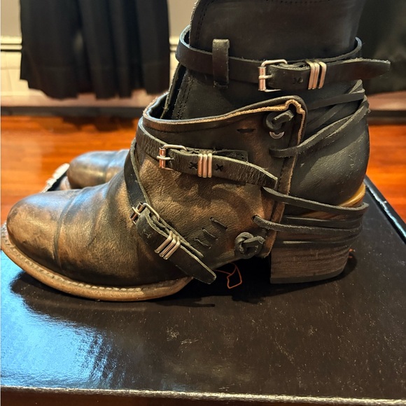 Freebird - Crue - black distressed - Picture 10 of 16